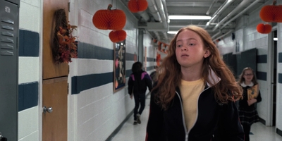 Stranger_Things_S02E02_mp43934.jpg