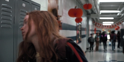 Stranger_Things_S02E02_mp43937.jpg