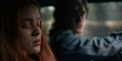 Stranger_Things_S02E02_mp44322.jpg