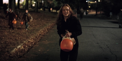 Stranger_Things_S02E02_mp44880.jpg