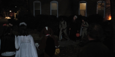 Stranger_Things_S02E02_mp45097.jpg