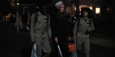 Stranger_Things_S02E02_mp45106.jpg