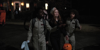 Stranger_Things_S02E02_mp45109.jpg
