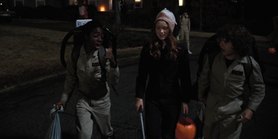 Stranger_Things_S02E02_mp45115.jpg