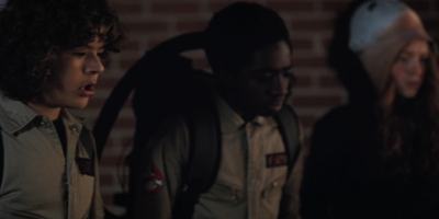 Stranger_Things_S02E02_mp45239.jpg