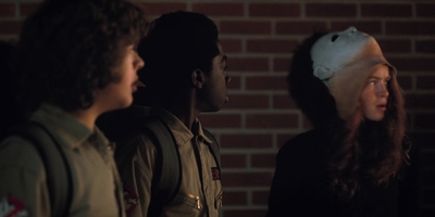 Stranger_Things_S02E02_mp45249.jpg