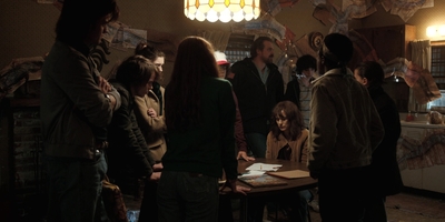 Stranger_Things_S02E09_mp40444.jpg