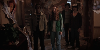 Stranger_Things_S02E09_mp41142.jpg