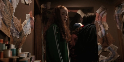 Stranger_Things_S02E09_mp41239.jpg