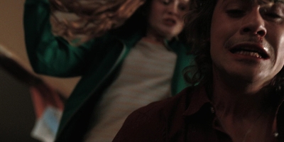 Stranger_Things_S02E09_mp41254.jpg