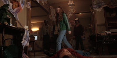 Stranger_Things_S02E09_mp41311.jpg