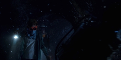 Stranger_Things_S02E09_mp41806.jpg