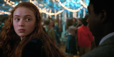 Stranger_Things_S02E09_mp43059.jpg
