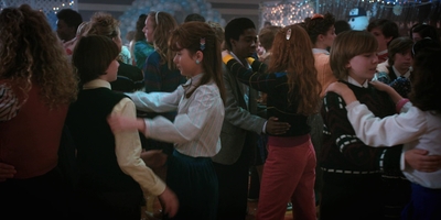 Stranger_Things_S02E09_mp43103.jpg