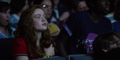 Stranger_Things_S03E01_mp44226.jpg