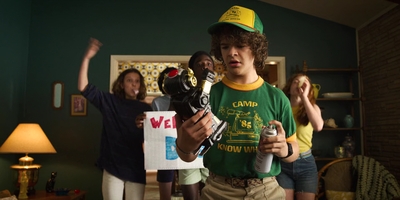 Stranger_Things_S03E01_mp44651.jpg