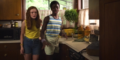Stranger_Things_S03E01_mp45102.jpg