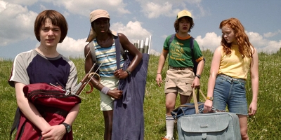 Stranger_Things_S03E01_mp45385.jpg