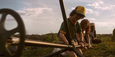 Stranger_Things_S03E01_mp45637.jpg
