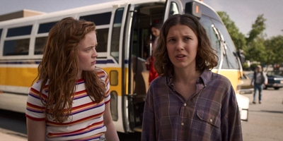 Stranger_Things_S03E02_mp48048.jpg