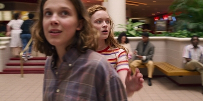 Stranger_Things_S03E02_mp48083.jpg