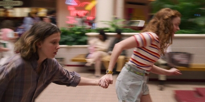 Stranger_Things_S03E02_mp48085.jpg