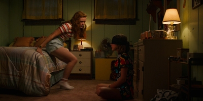 Stranger_Things_S03E03_mp40104.jpg