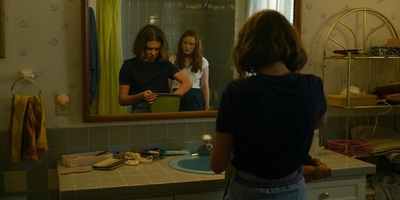 Stranger_Things_S03E03_mp40881.jpg