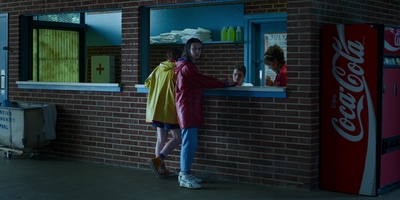 Stranger_Things_S03E03_mp41390.jpg