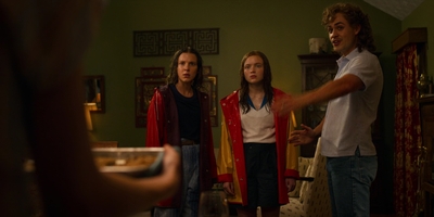 Stranger_Things_S03E03_mp42605.jpg