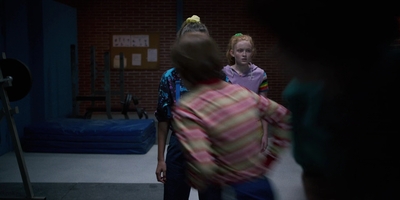 Stranger_Things_S03E04_mp45232.jpg
