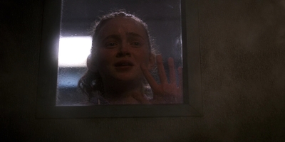 Stranger_Things_S03E04_mp45562.jpg