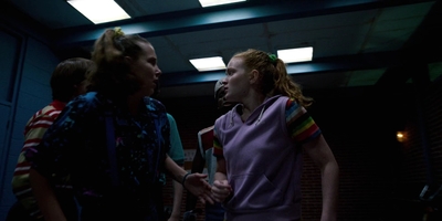 Stranger_Things_S03E04_mp45605.jpg