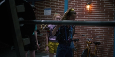Stranger_Things_S03E04_mp45680.jpg