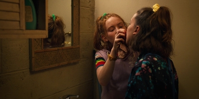 Stranger_Things_S03E05_mp46921.jpg