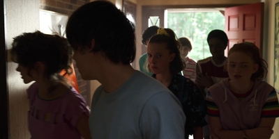 Stranger_Things_S03E05_mp47724.jpg