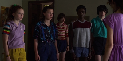 Stranger_Things_S03E05_mp47874.jpg