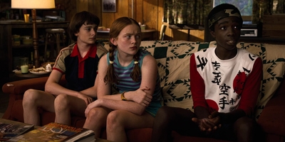 Stranger_Things_S03E06_mp42203.jpg
