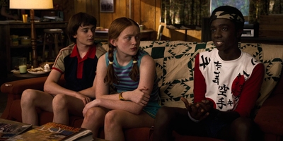 Stranger_Things_S03E06_mp42205.jpg