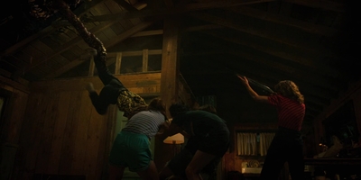 Stranger_Things_S03E07_mp44214.jpg