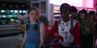 Stranger_Things_S03E07_mp45182.jpg