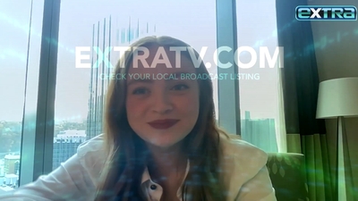 2022-11-03_-_extratv_-_Dear_Zoe_Interview_mp46802.jpg