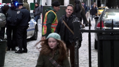American_Odyssey_S01E03_mp48062.jpg