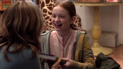 American_Odyssey_S01E09_mp45511.jpg