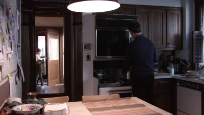 American_Odyssey_S01E09_mp46087.jpg