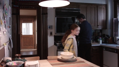 American_Odyssey_S01E09_mp46100.jpg