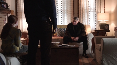 American_Odyssey_S01E09_mp46148.jpg