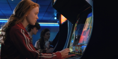 Stranger_Things_S02E01_mp41842.jpg