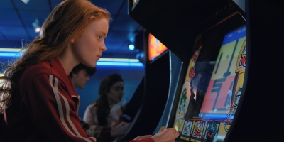 Stranger_Things_S02E01_mp41844.jpg