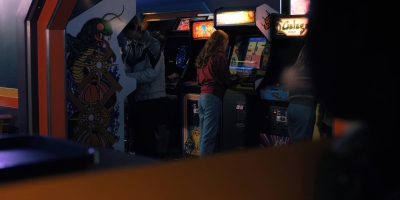 Stranger_Things_S02E01_mp41846.jpg